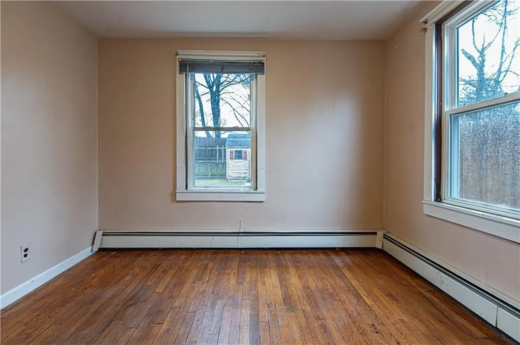 131 Frederick Street East Providence RI 02916