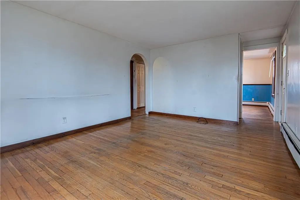 131 Frederick Street East Providence RI 02916