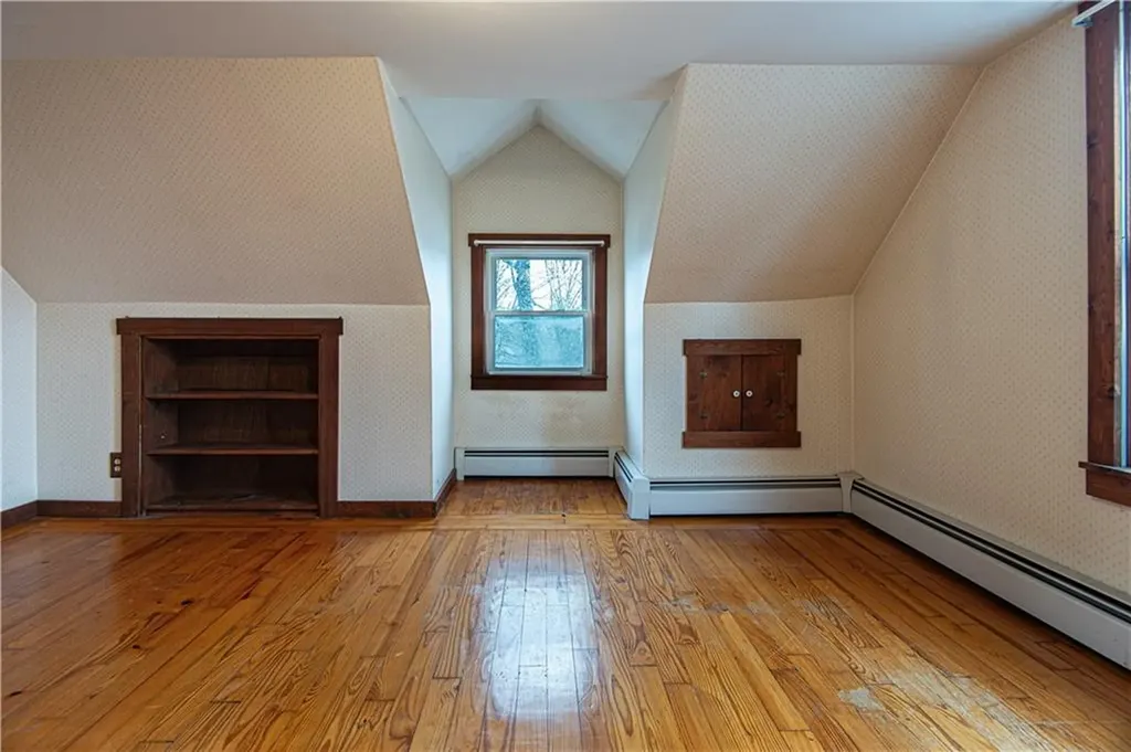 131 Frederick Street East Providence RI 02916