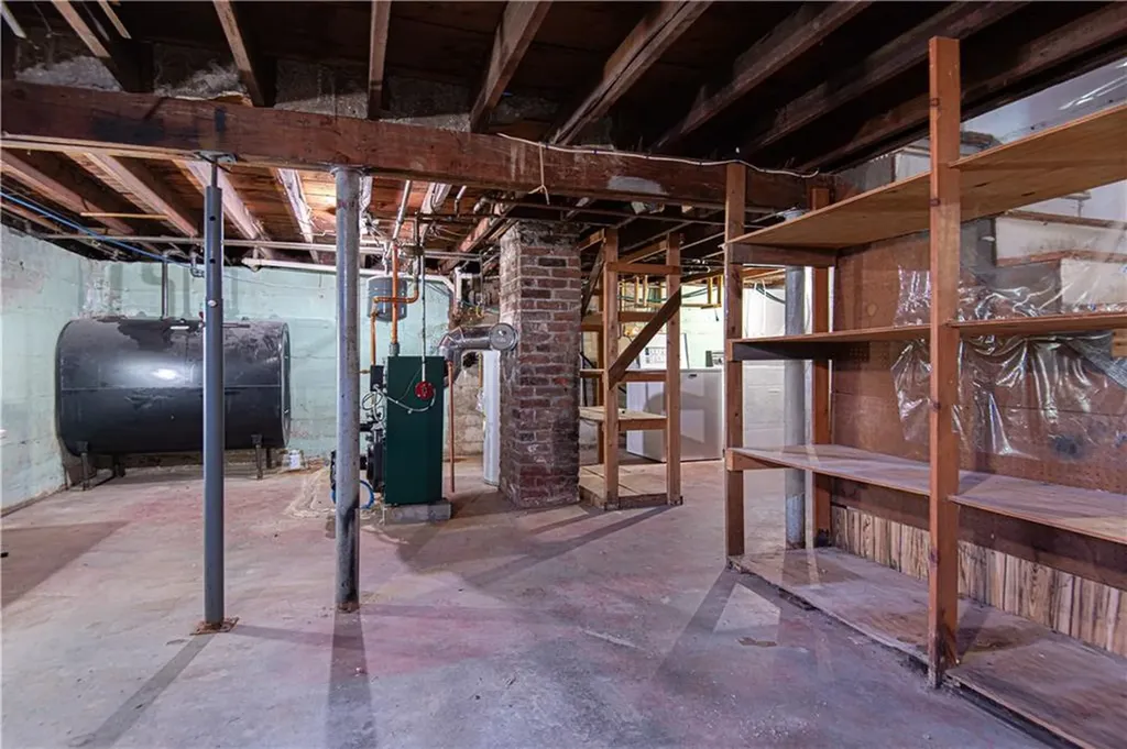 131 Frederick Street East Providence RI 02916