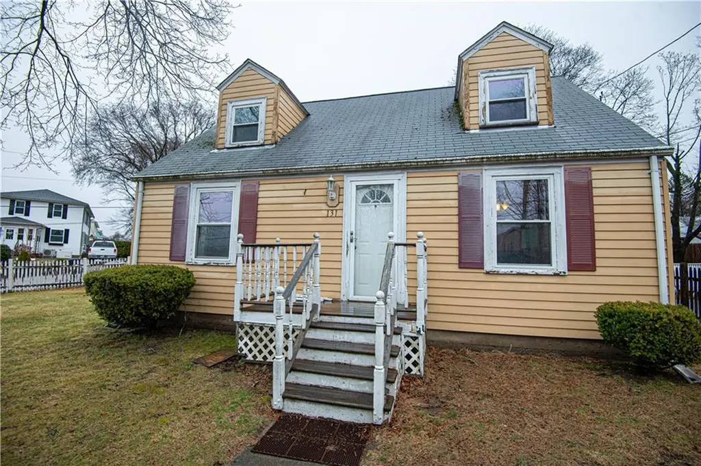 131 Frederick Street East Providence RI 02916