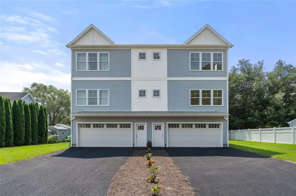 24 Wanda Street Narragansett RI 02882