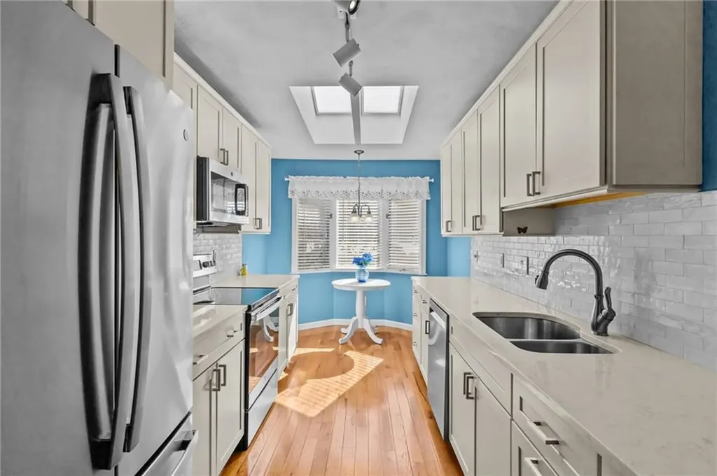 4 Shadowbrook Lane Smithfield RI 02917