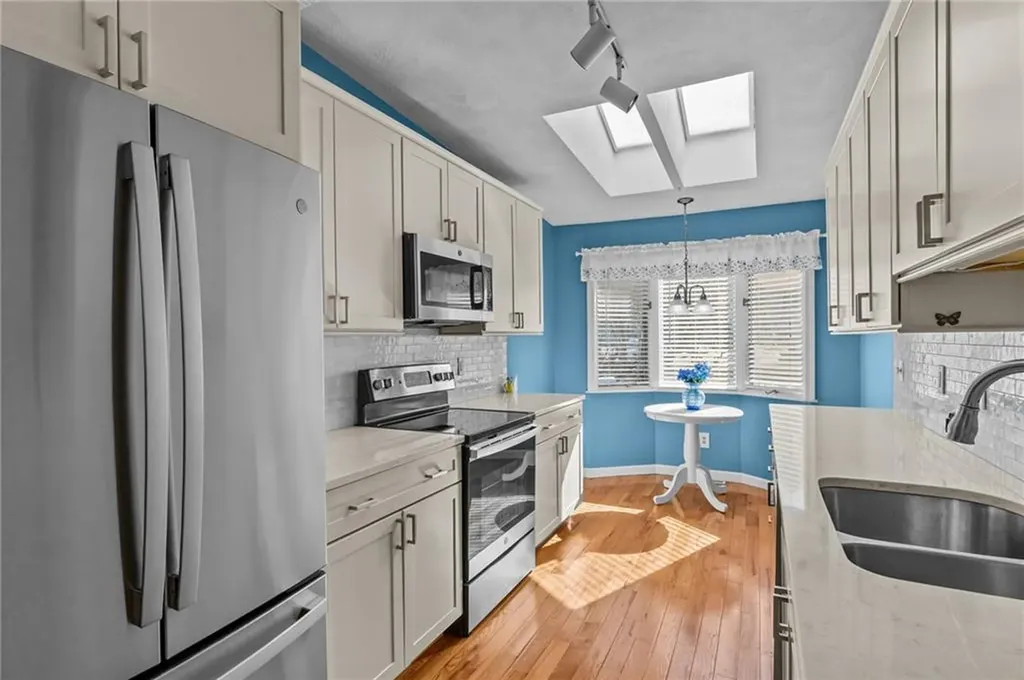 4 Shadowbrook Lane Smithfield RI 02917