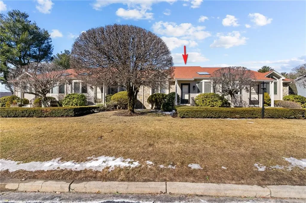 4 Shadowbrook Lane Smithfield RI 02917