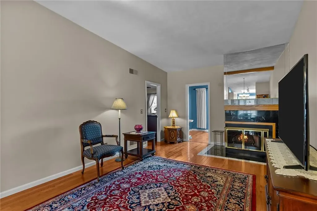 4 Shadowbrook Lane Smithfield RI 02917