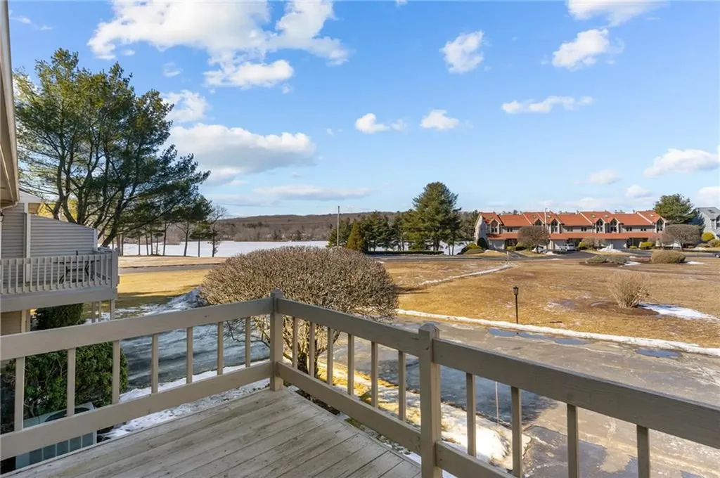 4 Shadowbrook Lane Smithfield RI 02917