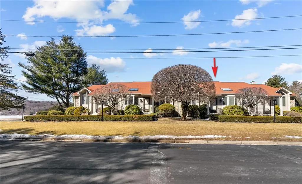 4 Shadowbrook Lane Smithfield RI 02917