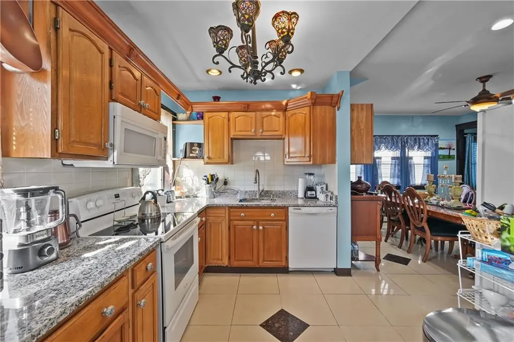 191 Linwood Avenue Providence RI 02907