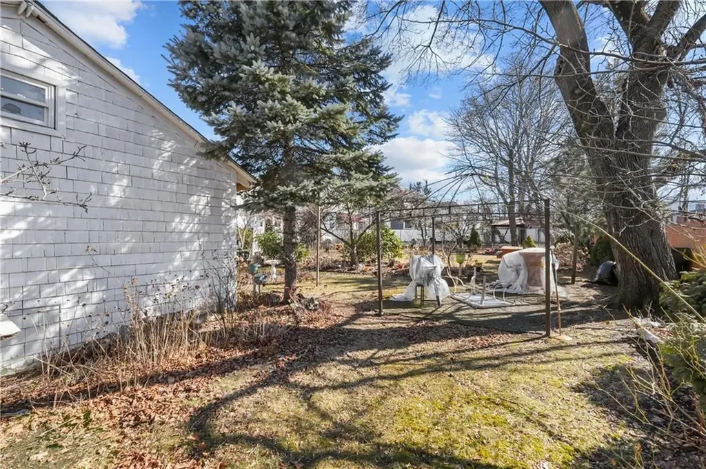 191 Linwood Avenue Providence RI 02907