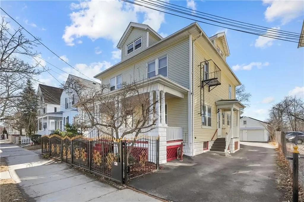 191 Linwood Avenue Providence RI 02907