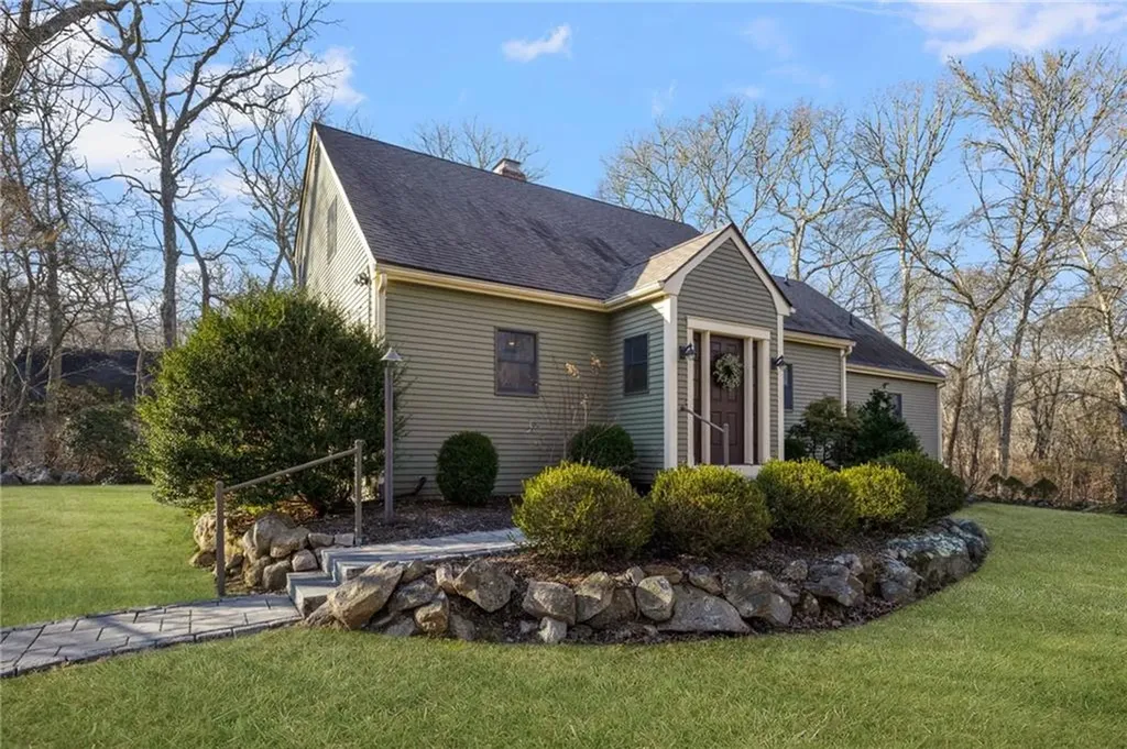 1160 Curtis Corner Road South Kingstown RI 02879