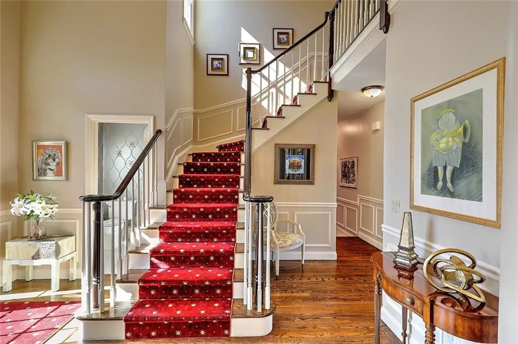 35 Riverside Drive Barrington RI 02806