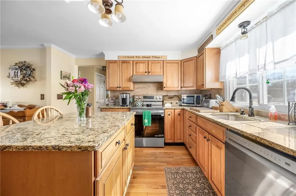 4 Larchwood Drive Cumberland RI 02864