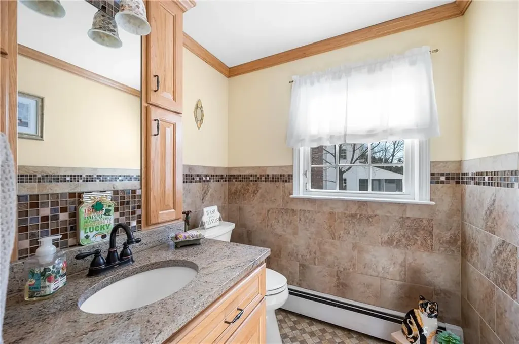 4 Larchwood Drive Cumberland RI 02864