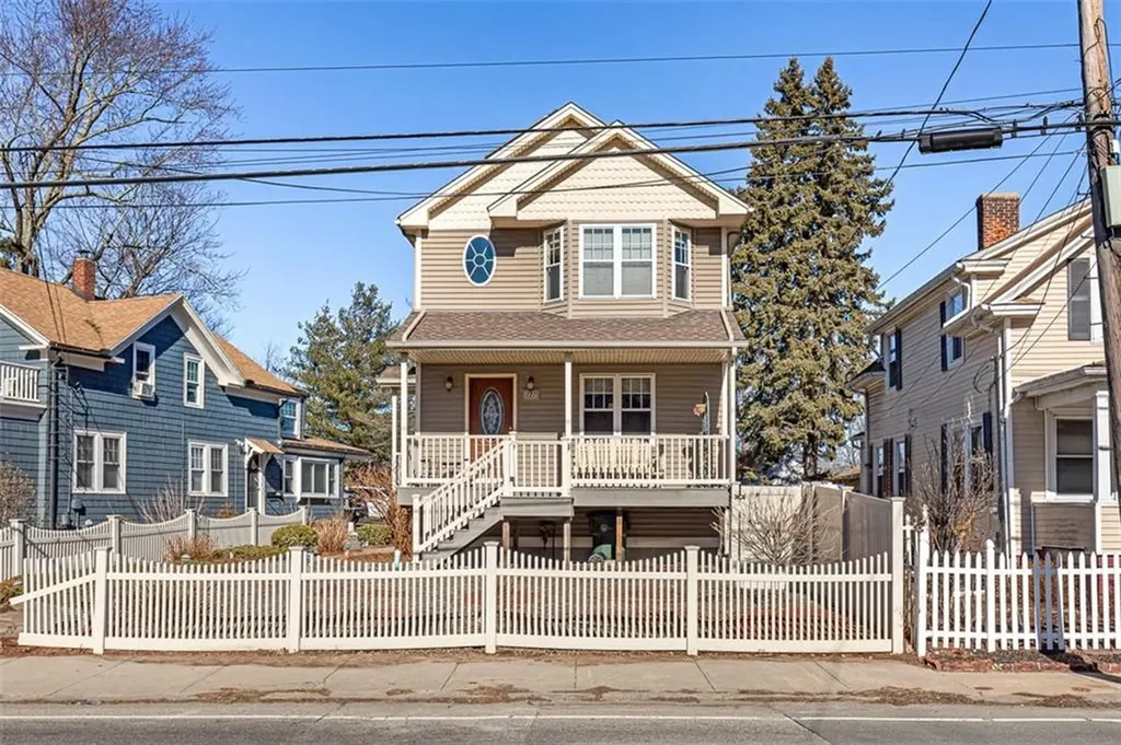 227 Killingly Street Providence RI 02909