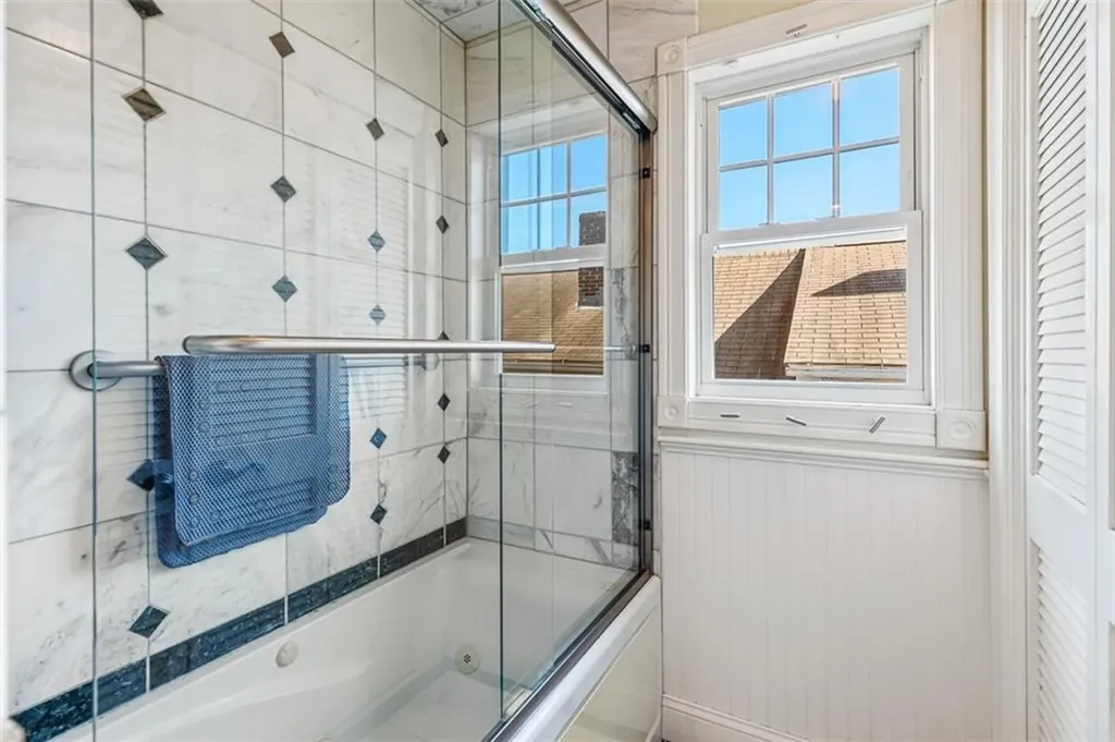 227 Killingly Street Providence RI 02909