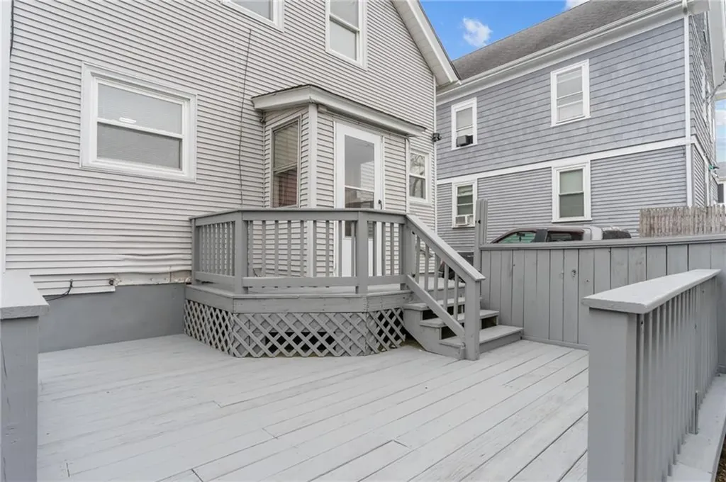 22 Standish Avenue Providence RI 02908
