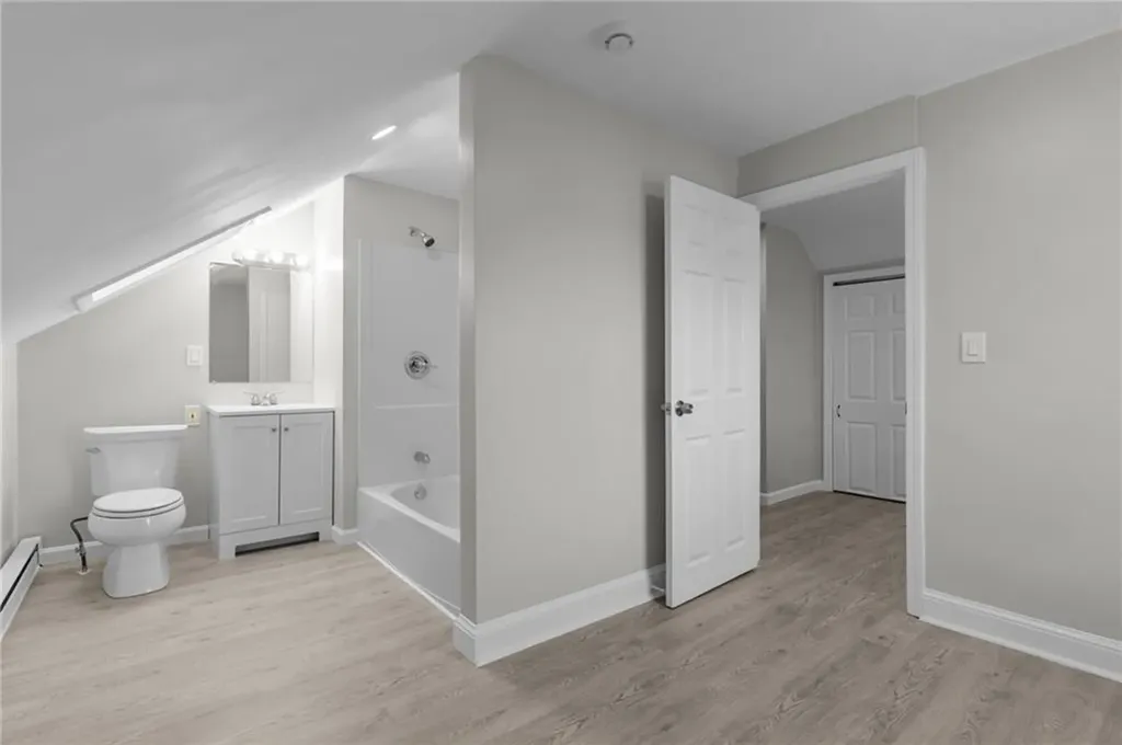 22 Standish Avenue Providence RI 02908