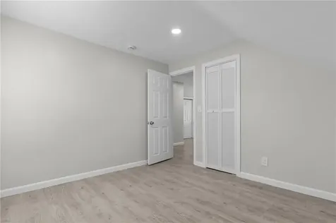 22 Standish Avenue Providence RI 02908