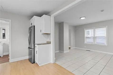 22 Standish Avenue Providence RI 02908