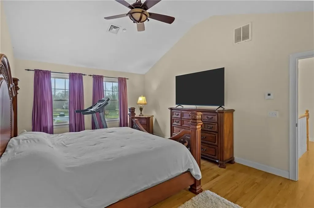 204 Touisset Road Warren RI 02885