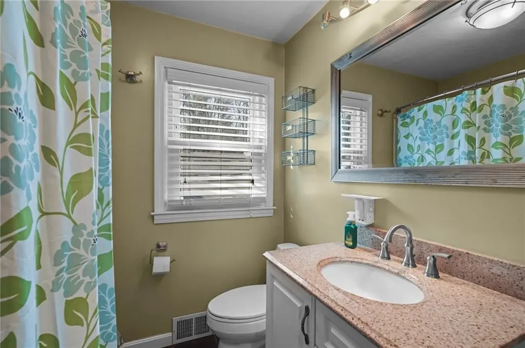 190 Pleasant View Avenue Smithfield RI 02917