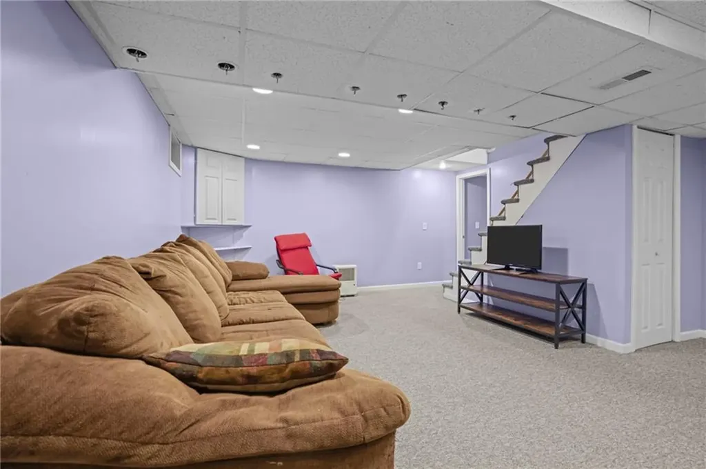 190 Pleasant View Avenue Smithfield RI 02917