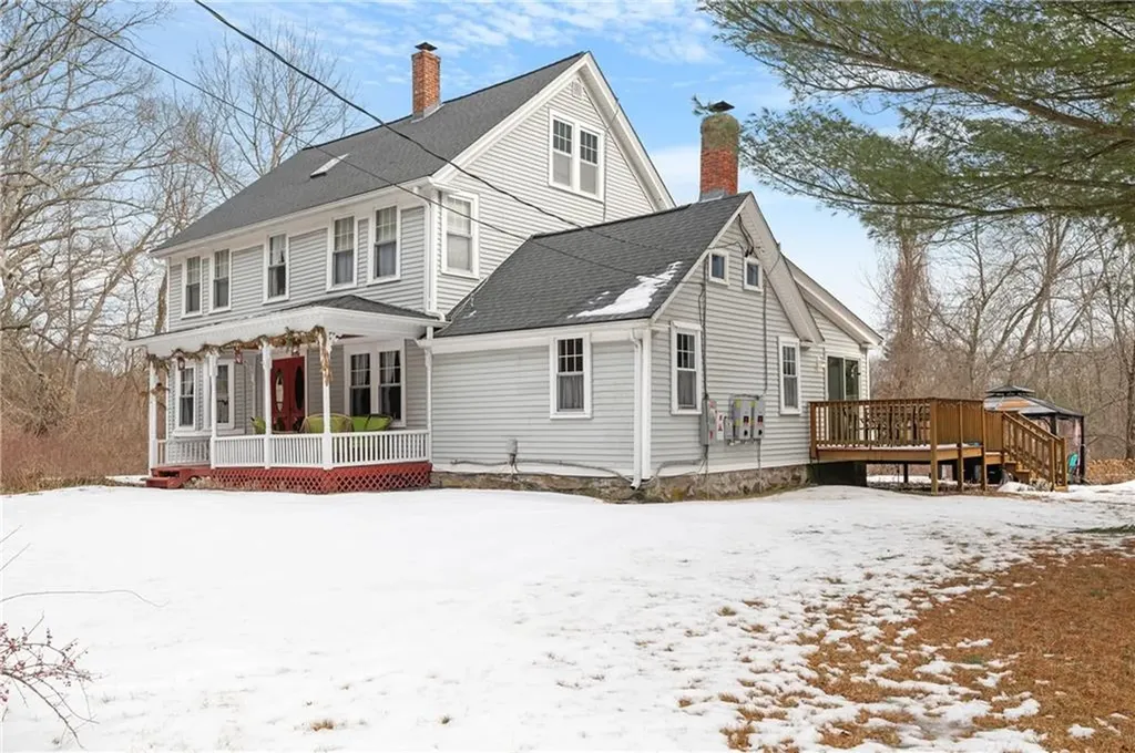 540 Greenville Road North Smithfield RI 02896