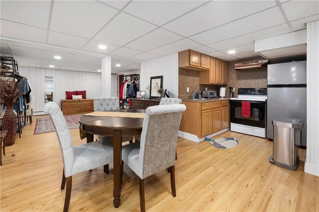 83 Freedom Drive Cranston RI 02920