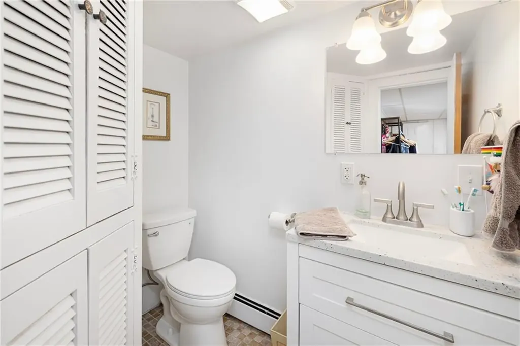 83 Freedom Drive Cranston RI 02920
