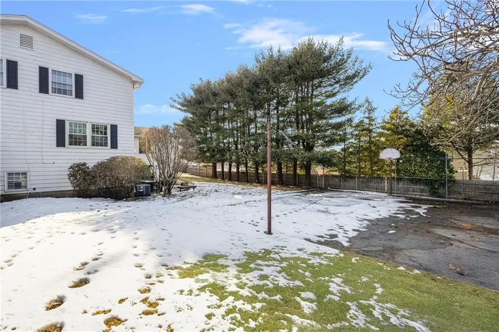 83 Freedom Drive Cranston RI 02920