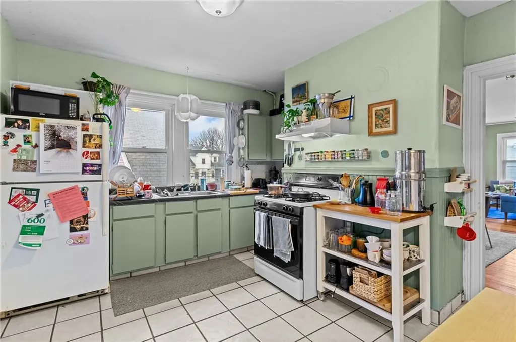 14 16 Phillips Street Providence RI 02906