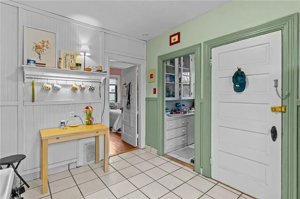 14 16 Phillips Street Providence RI 02906