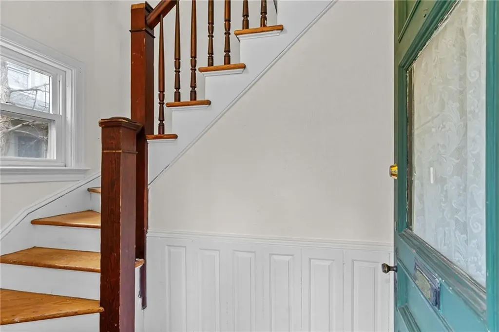 14 16 Phillips Street Providence RI 02906