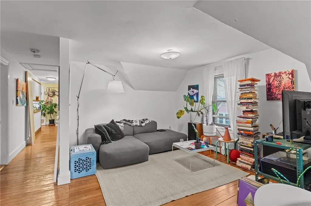 14 16 Phillips Street Providence RI 02906