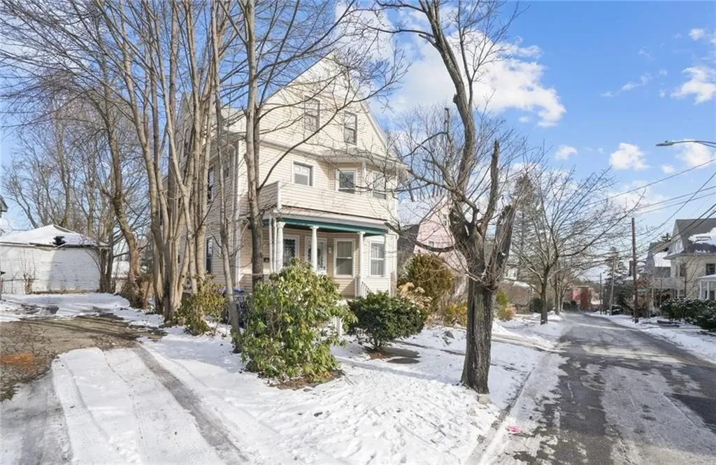 14 16 Phillips Street Providence RI 02906