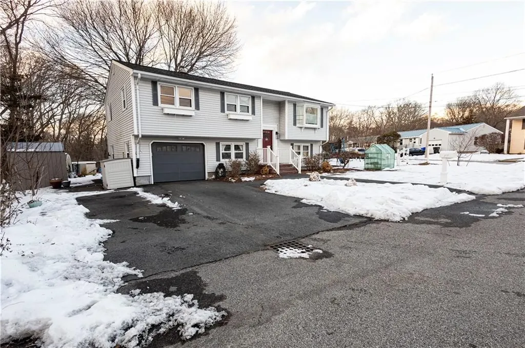 10 Judy Terrace West Warwick RI 02893