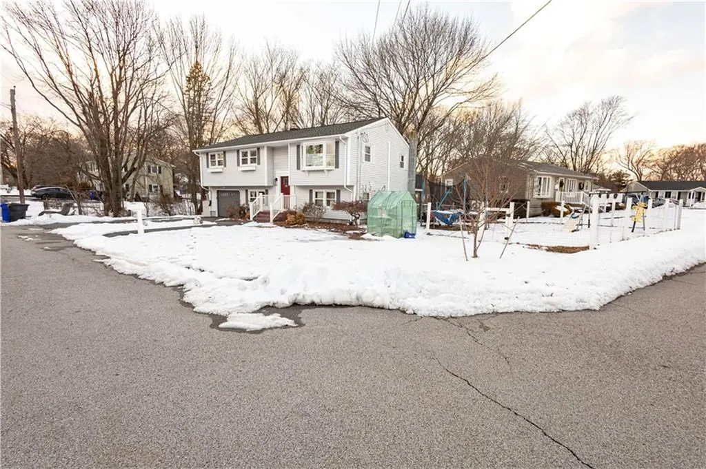 10 Judy Terrace West Warwick RI 02893