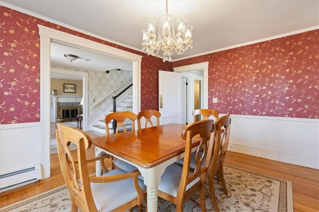 116 Glen Road Woonsocket RI 02895