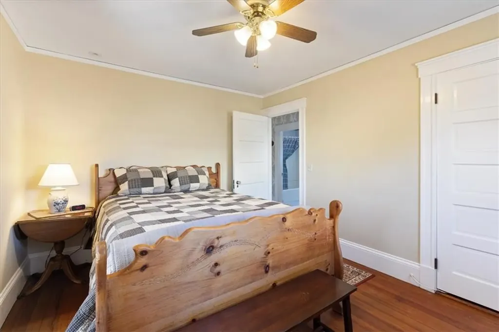 116 Glen Road Woonsocket RI 02895