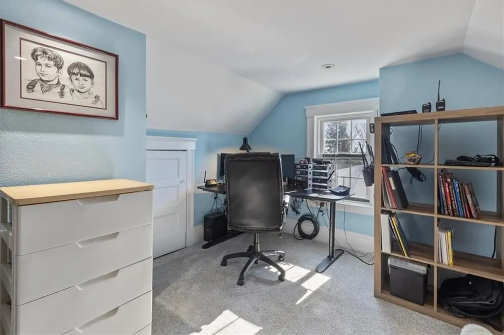 116 Glen Road Woonsocket RI 02895