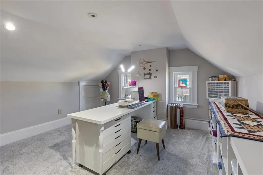 116 Glen Road Woonsocket RI 02895