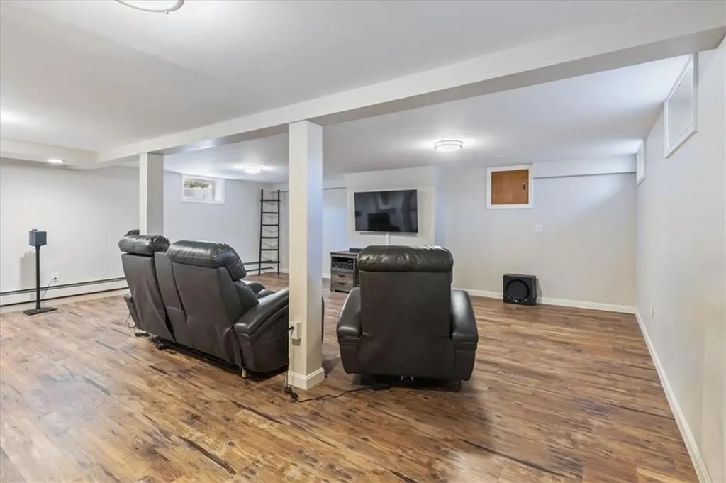 116 Glen Road Woonsocket RI 02895