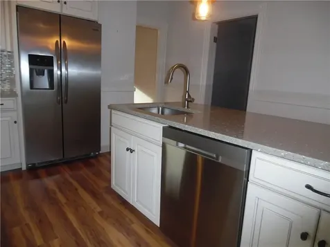 46 First School Street Bristol RI 02809