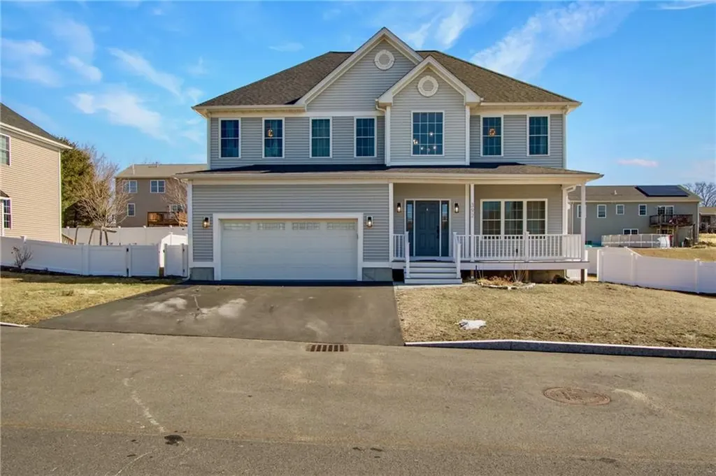 392 Louise Street Woonsocket RI 02895