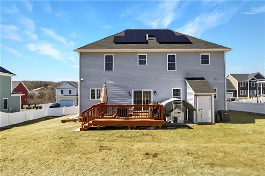 392 Louise Street Woonsocket RI 02895