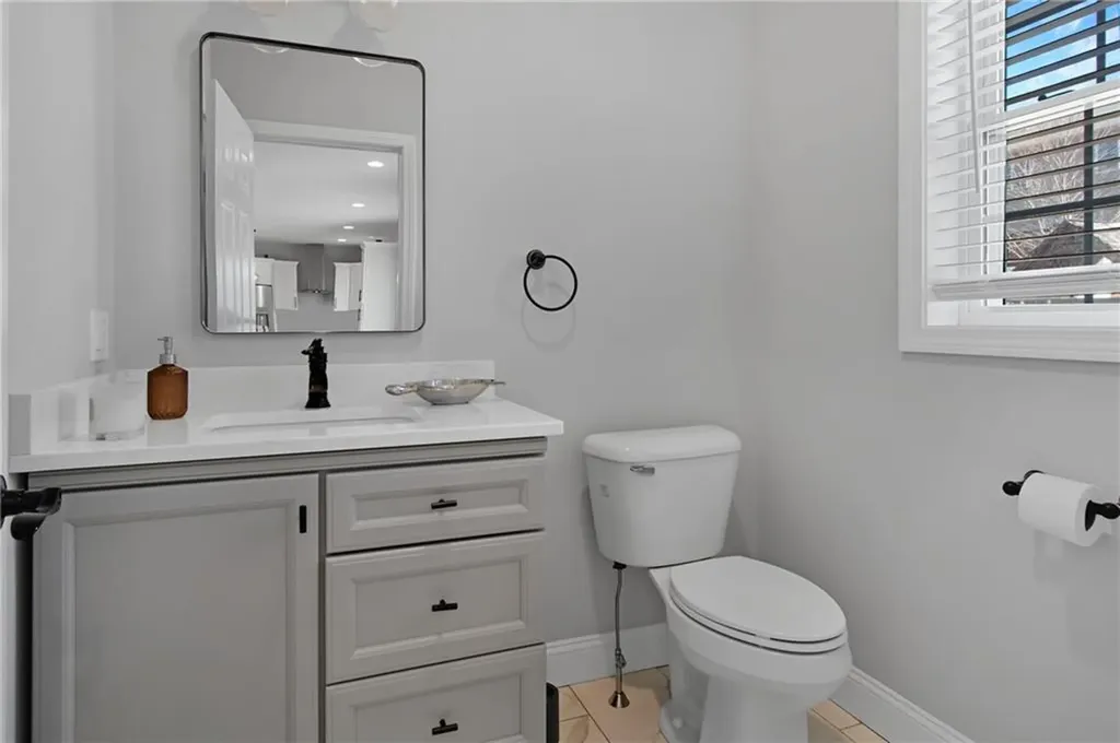 392 Louise Street Woonsocket RI 02895