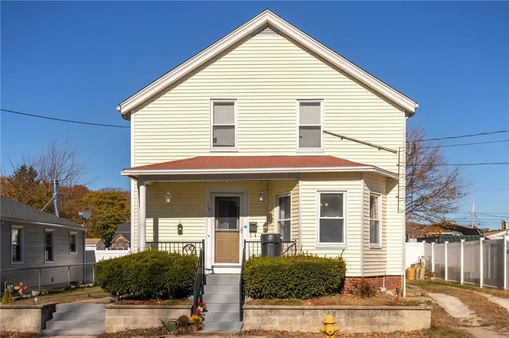 15 Lucas Street Pawtucket RI 02860