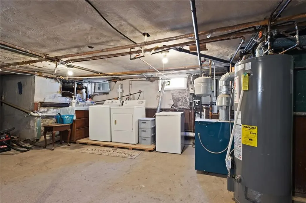 15 Lucas Street Pawtucket RI 02860